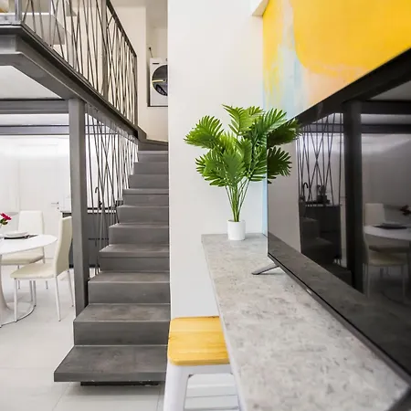 Volta House By Dm *